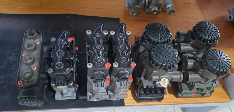 Módulos de válvulas neumáticas para frenos de aire